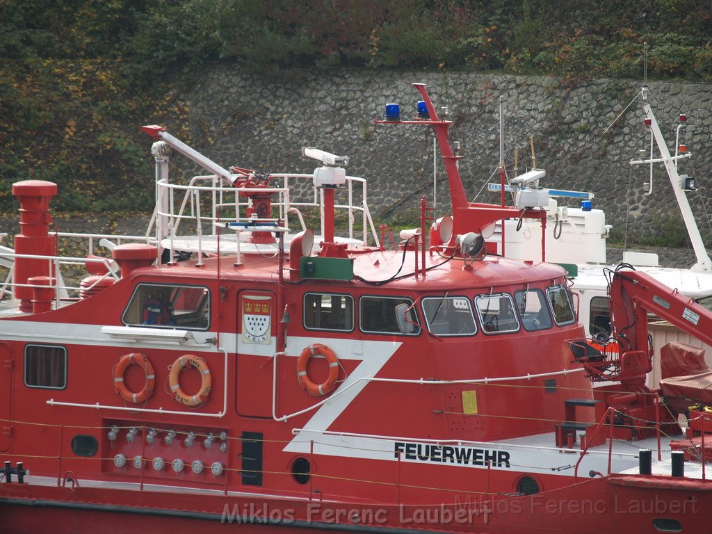 Feuerloeschboot 10-2      P017.JPG